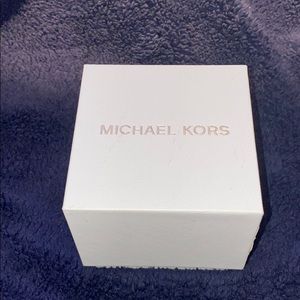 Michael Kors watch box